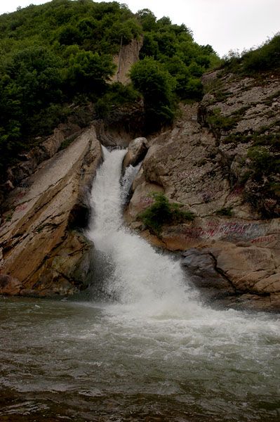 Фото Хучнинский водопад и река Рубас