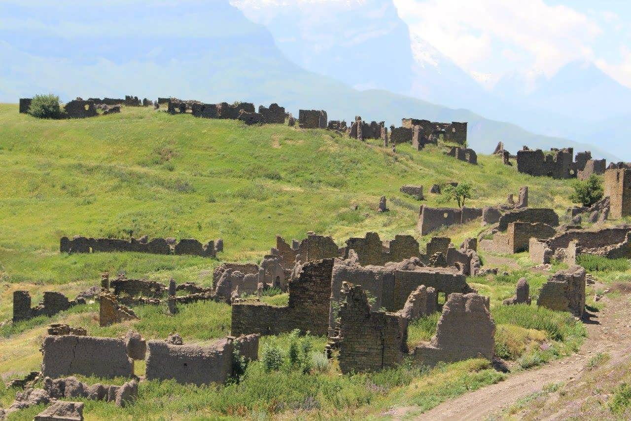 Хасайбат меджидова. Село филе. Аул филя дагестан. Село филе. Село филе.