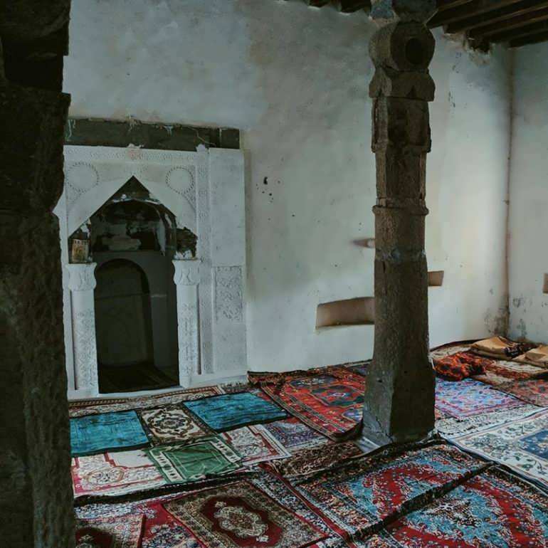 Фото Старая мечеть IX века (восстановленая)