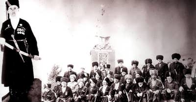 Партизаны у памятника в Унеу (Харбук). 1967 г.