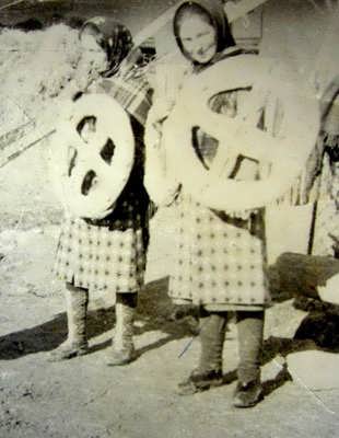 Хлебцы с крестами к празднику «ХъубяхIруме»